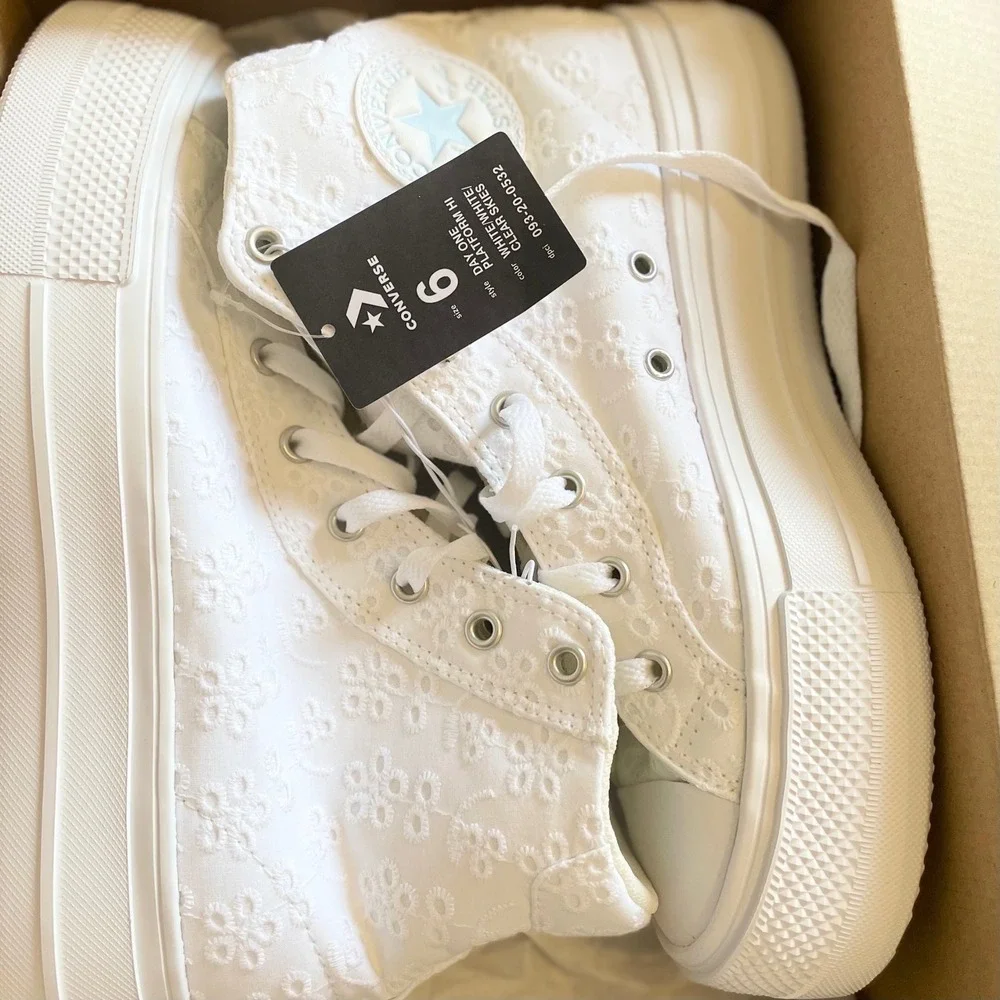 Converse Day One Platform Hi White Eyelet Floral High Top Sneakers Kid 6 NEW